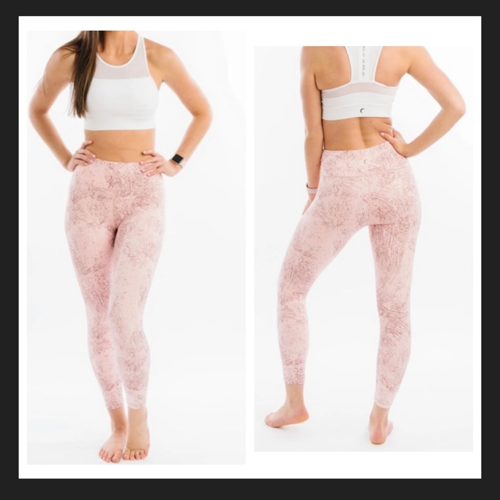 New Zyia Pink Etching Light N Tight Hi-Rise 7/8 24" Rc
